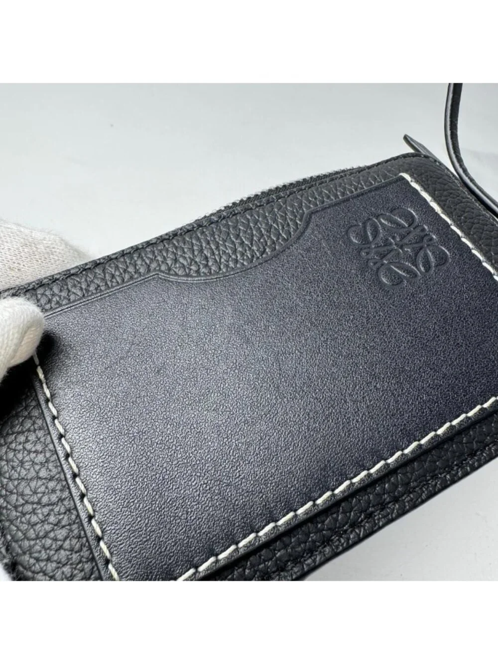 Loewe Anagram L-shaped Zipper Coin Purse Card Case Black